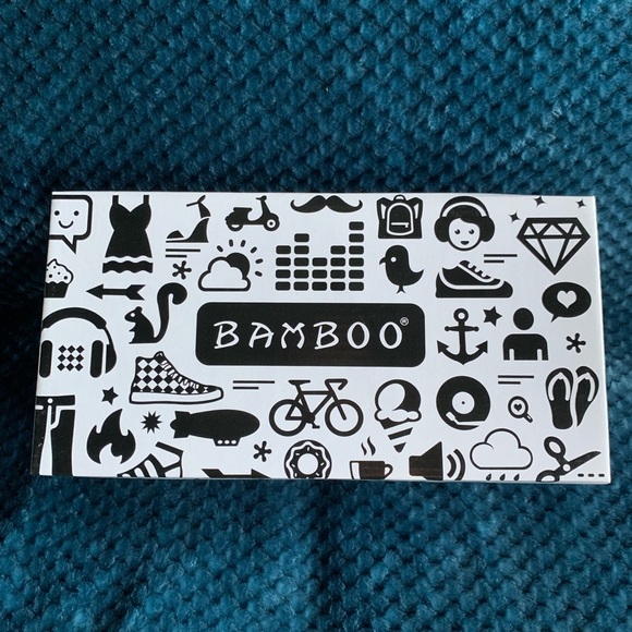 🌸BAMBOO Gold and tan Jeweled Strap Strappy Sandals. New! 8 pair avail. - Picture 4 of 4